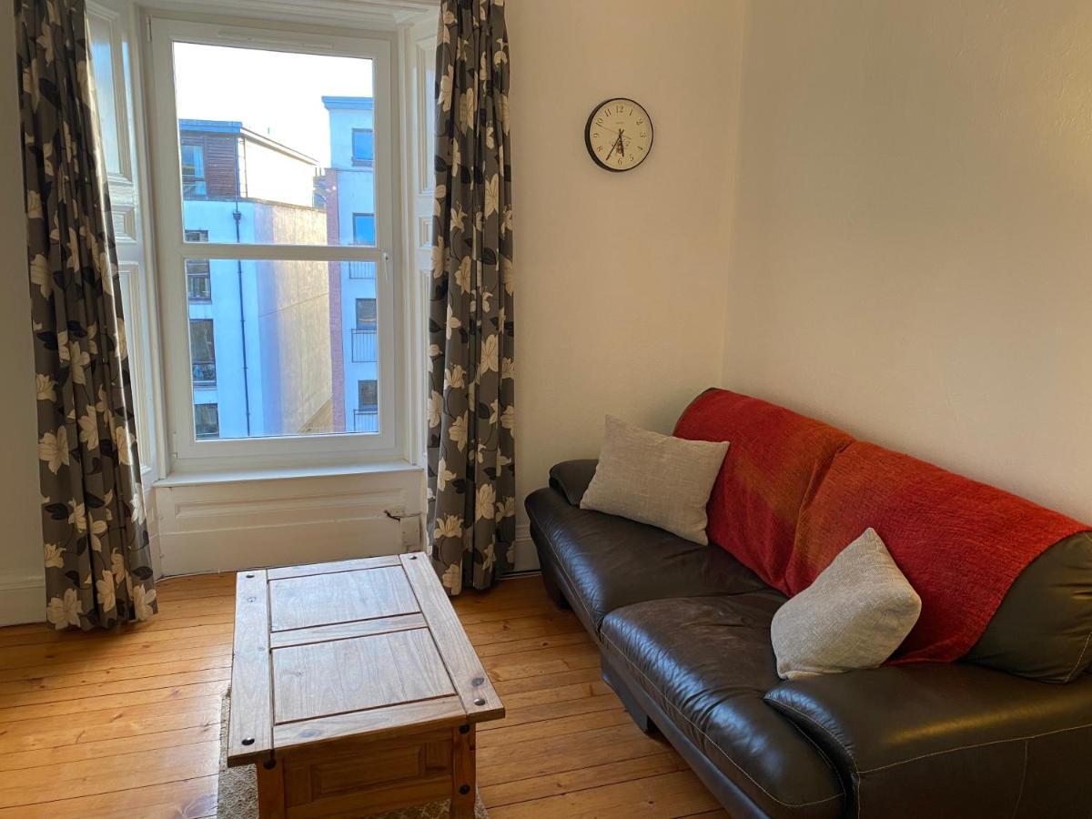 Entire Period Flat By City Centre Единбург Екстер'єр фото