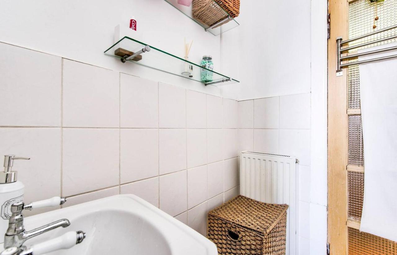 Entire Period Flat By City Centre Единбург Екстер'єр фото