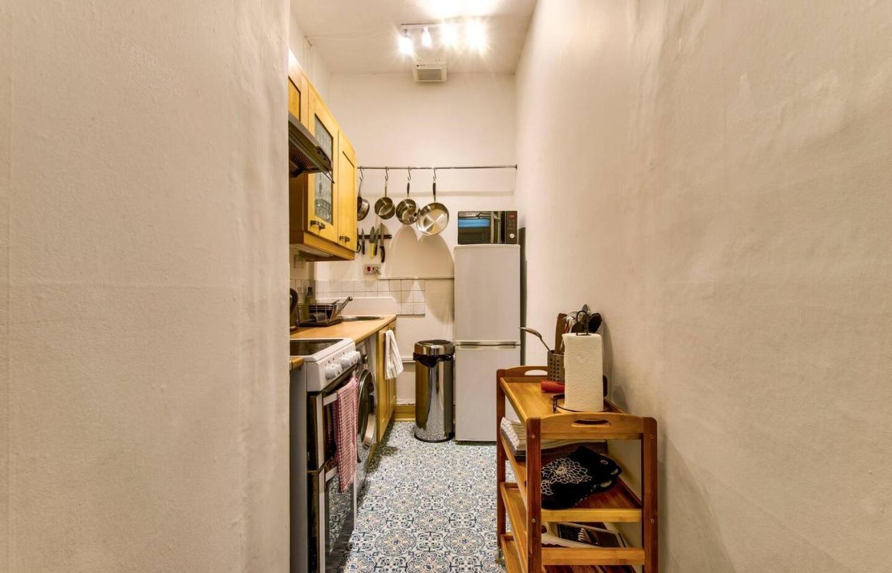 Entire Period Flat By City Centre Единбург Екстер'єр фото